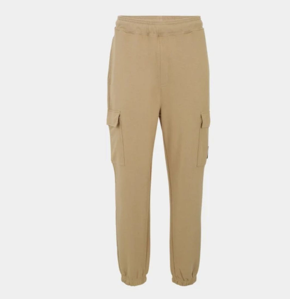 PANTALONE TUTA FILA TASCONI LATERALI LOGO TARGHETTA GAMBA SINISTRA CUCITO