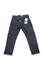 Carica l'immagine nel visualizzatore di Gallery, JEANS CIANOTIC UOMO BAGGY CON CUCITURE GIALLE E BOTTONI