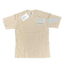 Carica l'immagine nel visualizzatore di Gallery, T-SHIRT PACIOTTI SCRITTA LATO CUORE E MANICA ASTRATTA