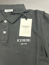 Carica l'immagine nel visualizzatore di Gallery, POLO ICEBERG LOGO LATO CUORE E BORDO MANICA BIANCO
