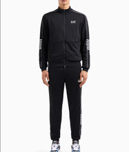 Carica l'immagine nel visualizzatore di Gallery, TUTA COMPLETA ARMANI UOMO FELPATA RIGO SPALLA E LOGO LATO CUORE