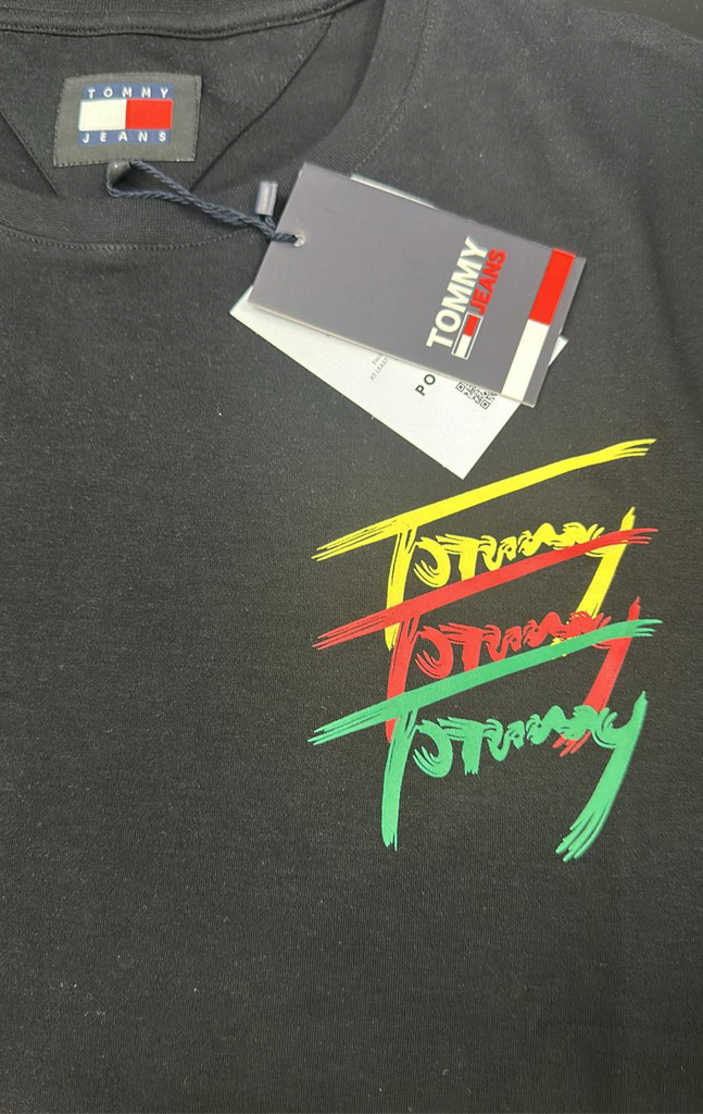 T-SHIRT TOMMY HILFIGER CON SCRITTA COLORATA LATO CUORE E RETRO GRANDE