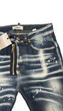 Carica l'immagine nel visualizzatore di Gallery, JEANS CIANOTIC UOMO SLIM CON CERNIERA , BOTTONI E SCHIZZI BIANCHI