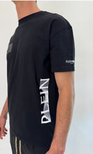 Carica l'immagine nel visualizzatore di Gallery, T-SHIRT PLEIN SPORT UOMO COTONE SCRITTA RETRO FIANCO E TARGHETTA