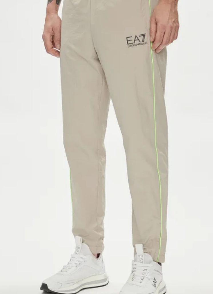 TUTA COMPLETA ARMANI UOMO LEGGERA LOGO MANICA