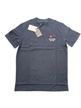 Carica l'immagine nel visualizzatore di Gallery, T-SHIRT TOMMY HILFIGER LOGO LATO CUORE BANDIERA CUCITO