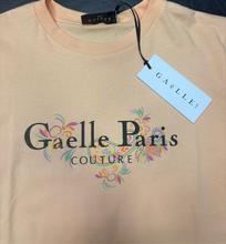 Carica l'immagine nel visualizzatore di Gallery, T-SHIRT GAELLE SCRITTA FLOREALE GRANDE
