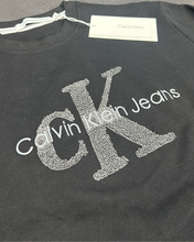 Carica l'immagine nel visualizzatore di Gallery, FELPA CALVIN KLEIN GIROCOLLO CON LOGO CENTRALE PELUCHE