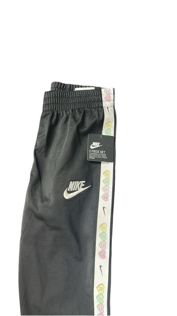TUTA COMPLETA NIKE CUORICINI SPALLA CON ZIP