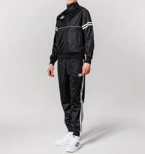 Carica l'immagine nel visualizzatore di Gallery, TUTA COMPLETA UMBRO UOMO ACETATA CON ZIP TUTTA NERA