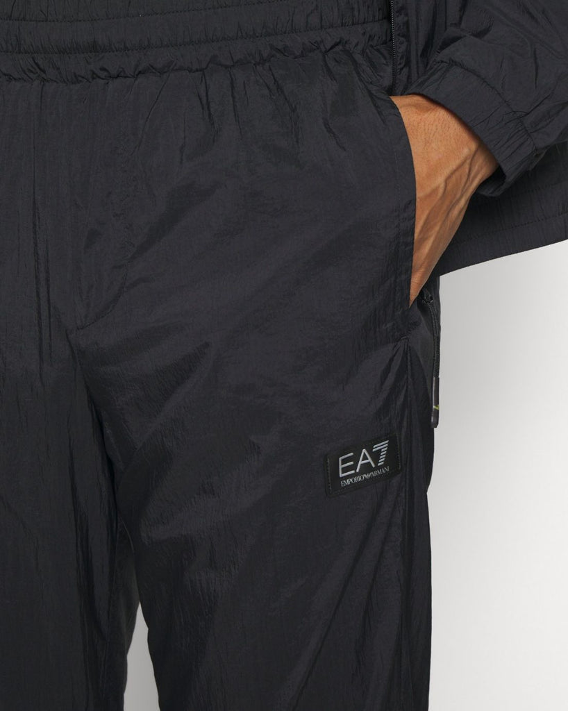 TUTA COMPLETA ARMANI UOMO  LEGGERA CON CAPPUCCIO LOGO LATO CUORE ARGENTO