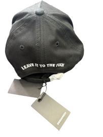 BERRETTO DSQUARED CON SIGLA BIANCA E SQUALO VERDE