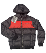 Carica l&#39;immagine nel visualizzatore di Gallery, GIUBBINO MAISON 9 PARIS UOMO PIUMINO CON BANDA CENTRALE ROSSA LOGO LATO CUORE E RETRO