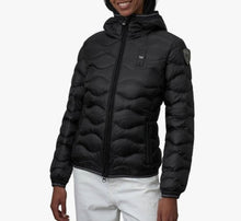 Carica l'immagine nel visualizzatore di Gallery, GIUBBINO BLAUER A ONDA CON LOGO BRACCIO BRILLANTINATO