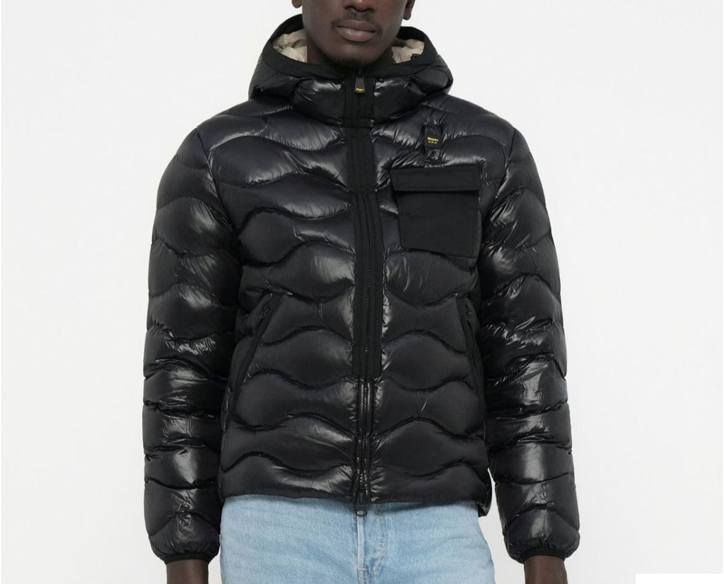 GIUBBINO BLAUER A ONDA CON LOGO NERO E TASCA LATO CUORE