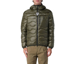 Carica l'immagine nel visualizzatore di Gallery, GIUBBINO BLAUER LUCINO ONDA CON LOGO E SCRITTA FLUO E CERNIERA TRASVERSALE LATO CUORE