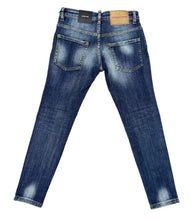 Carica l&#39;immagine nel visualizzatore di Gallery, JEANS DSQUARED TARGHETTA RETRO CON SCRITTA ROSSA