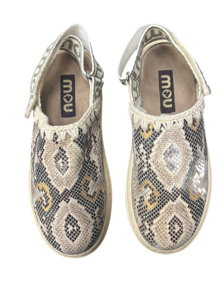 CIABATTA MOU CHIUSA CON MOLLA