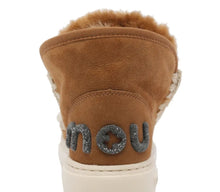 Carica l'immagine nel visualizzatore di Gallery, MOU STIVALETTO CON LOGO RETRO RIALZATO BRILLANTINATO