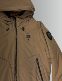 GIUBBINO BLAUER UOMO PIUMINO LISCIO CON POLSINI , CAPPUCCIO E LOGO BRACCIO VERDE MILITARE