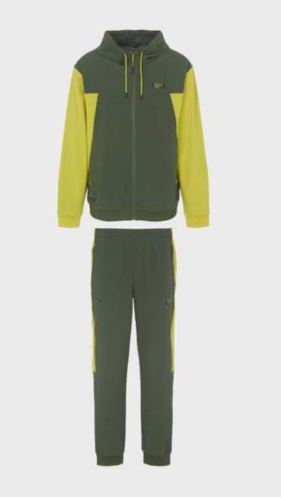 TUTA COMPLETA ARMANI UOMO  LEGGERA CON CAPPUCCIO LOGO LATO CUORE