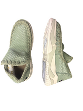 Carica l&#39;immagine nel visualizzatore di Gallery, STIVALETTO MOU BASSO CAMOSCIO