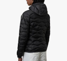 Carica l'immagine nel visualizzatore di Gallery, GIUBBINO BLAUER A ONDA CON LOGO BRACCIO BRILLANTINATO