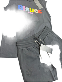 COMPLETO BLAUER CON SCRITTA MULTICOLOR