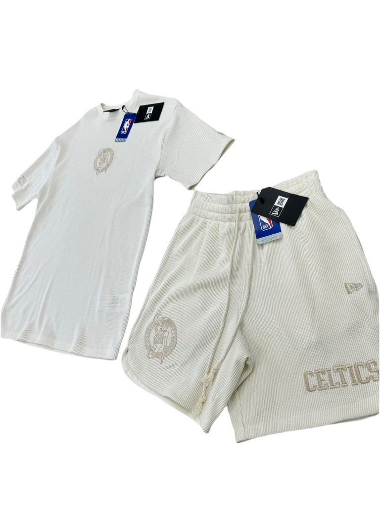 COMPLETO NEW ERA LOGO CENTRALE CUCITO