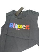 Carica l&#39;immagine nel visualizzatore di Gallery, COMPLETO BLAUER CON SCRITTA MULTICOLOR