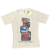 Carica l&#39;immagine nel visualizzatore di Gallery, T-SHIRT PACIOTTI CON TELEVISIONI STAMPATE