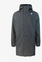 Carica l&#39;immagine nel visualizzatore di Gallery, GIUBBINO KWAY PAIL CON CAPPUCCIO E LOGO LATO CUORE GOMMA