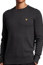 Carica l&#39;immagine nel visualizzatore di Gallery, MAGLIONCINO LYLE E SCOTT GIROCOLLO LOGO LATO CUORE