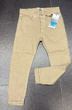 Carica l'immagine nel visualizzatore di Gallery, JEANS CIANOTIC FIT FOX CON BOTTONI