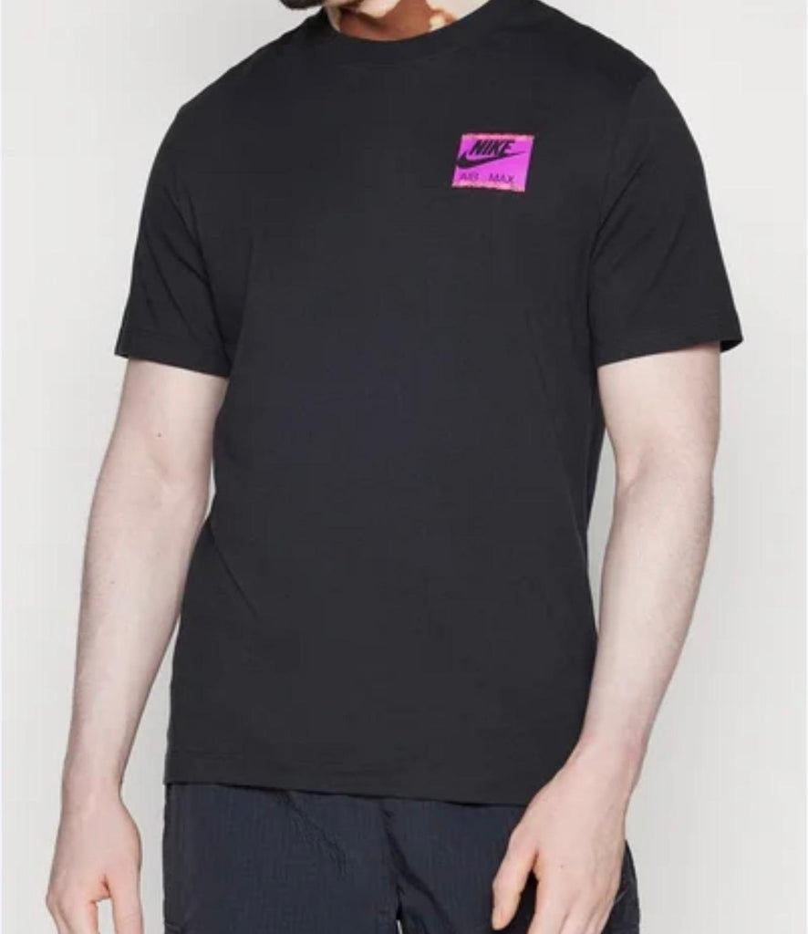 T-SHIRT NIKE CON TARGHETTA LATO CUORE E LOGO CERCHIATO RETRO