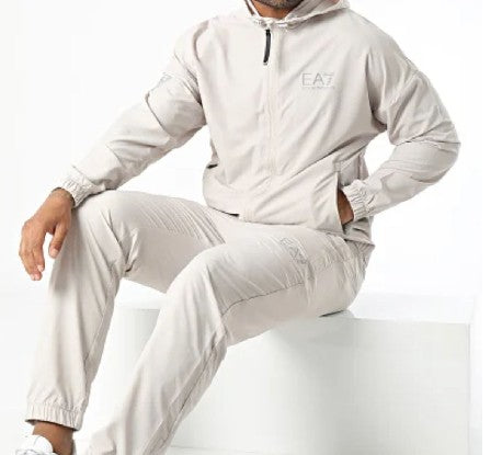 TUTA COMPLETA ARMANI UOMO LEGGERA LOGO LATO CUORE STAMPATO
