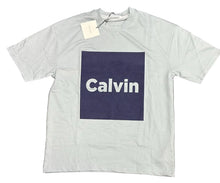 Carica l'immagine nel visualizzatore di Gallery, T-SHIRT CALVIN KLEIN CON RIQUADRO CENTRALE E RETRO BLU