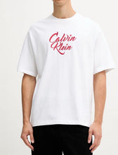Carica l'immagine nel visualizzatore di Gallery, T-SHIRT CALVIN KLEIN CON SCRITTA ROSSA CENTRALE
