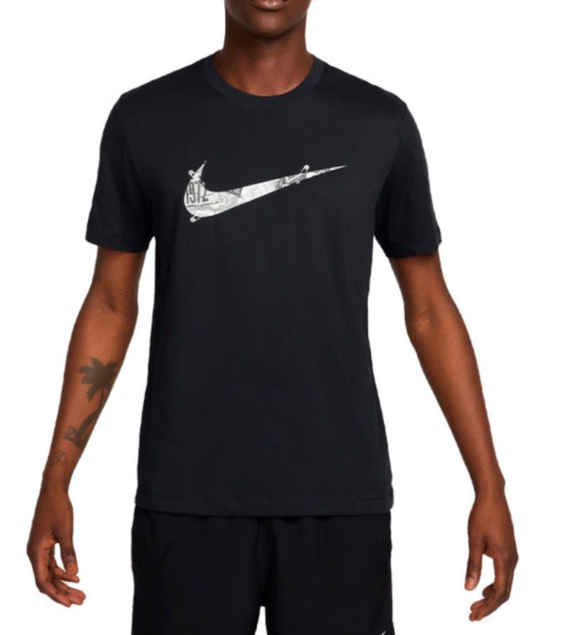 T-SHIRT NIKE CON LOGO GRANDE CENTRALE DECORATO