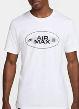 Carica l'immagine nel visualizzatore di Gallery, T-SHIRT NIKE CON LOGO CENTRALE ROTONDO CON SCRITTA AIR MAX
