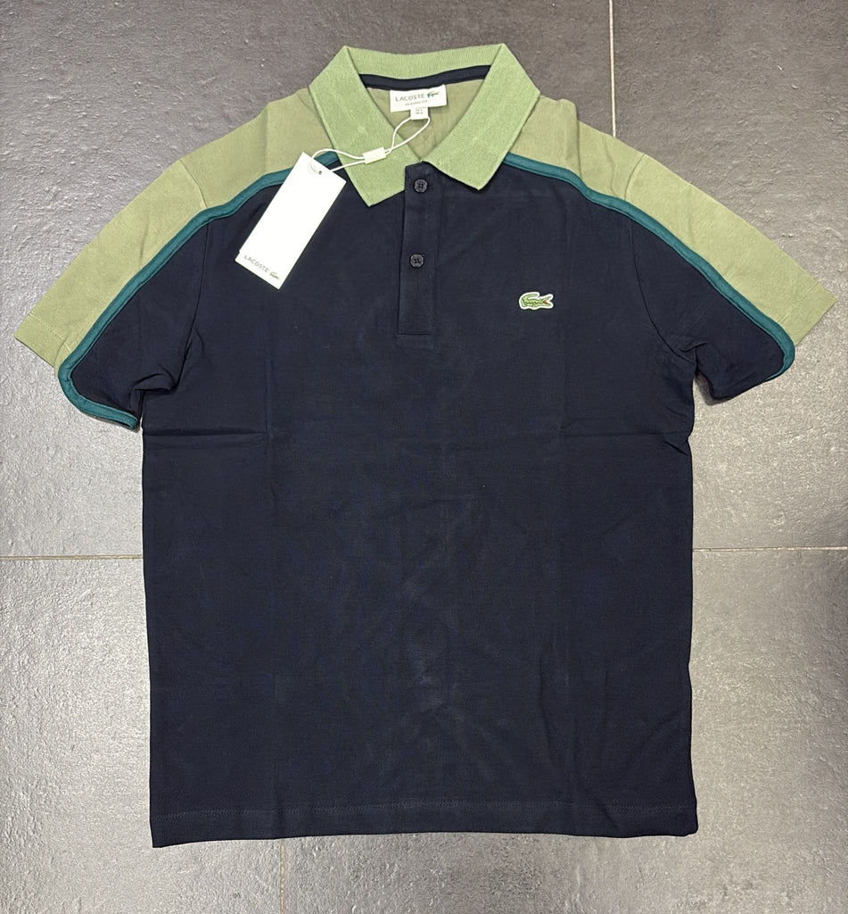 POLO LACOSTE CON COLLETTO VERDE