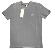 Carica l'immagine nel visualizzatore di Gallery, T-SHIRT LACOSTE CON LOGO LATO CUORE CUCITO BASIC
