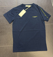 Carica l'immagine nel visualizzatore di Gallery, T-SHIRT TRUSSARDI CON SCRITTA PICCOLA LATO CUORE