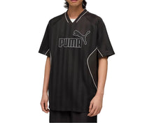 Carica l'immagine nel visualizzatore di Gallery, T-SHIRT PUMA CON SCRITTA IN GOMMA CENTRALE A RIGHE
