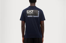 Carica l&#39;immagine nel visualizzatore di Gallery, T-SHIRT ARMANI SCRIITA LATO CUORE E RETRO GRANDE CON RIQUADRO