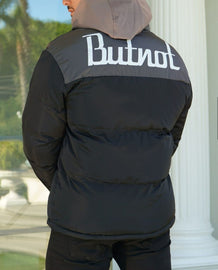 GIUBBINO BUTNOT UOMO PIUMINO CON BANDA NERA SCRITTA LATO CUORE E SPALLE