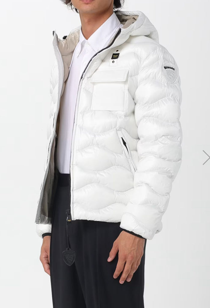 GIUBBINO BLAUER A ONDA CON LOGO BIANCO E TASCA LATO CUORE