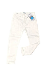 Carica l'immagine nel visualizzatore di Gallery, JEANS CIANOTIC FIT FOX CON BOTTONI