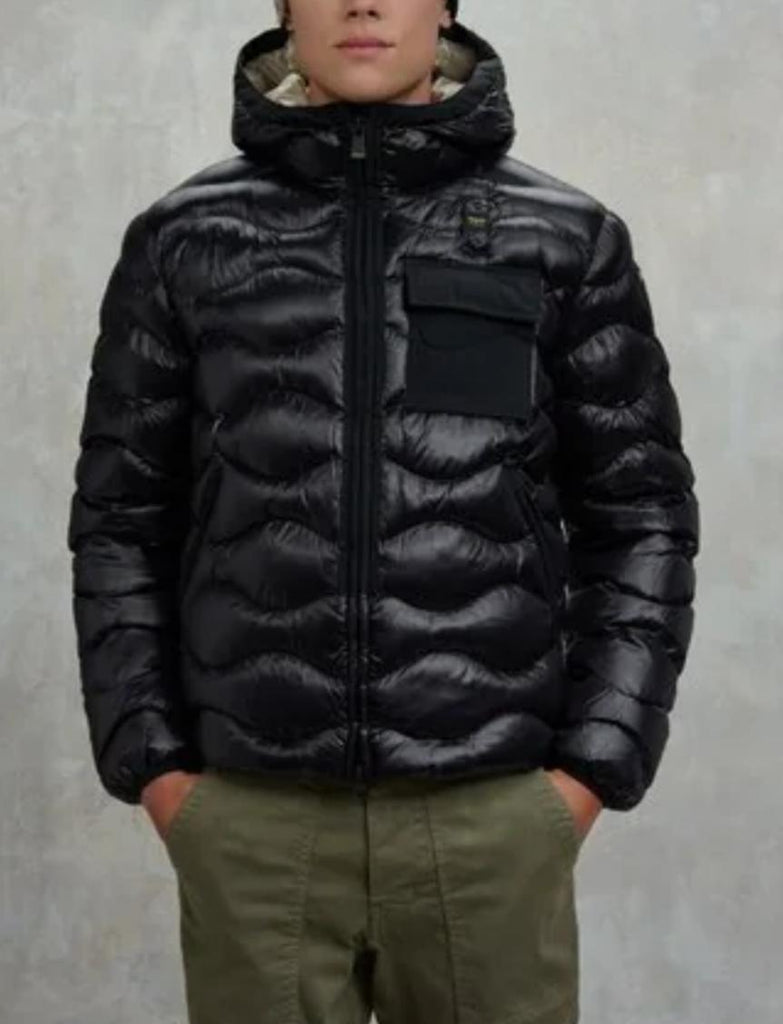 GIUBBINO BLAUER A ONDA CON LOGO NERO E TASCA LATO CUORE