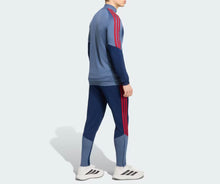 Carica l'immagine nel visualizzatore di Gallery, TUTA COMPLETA ADIDAS X BAYERN MUNCHEN FELPATA